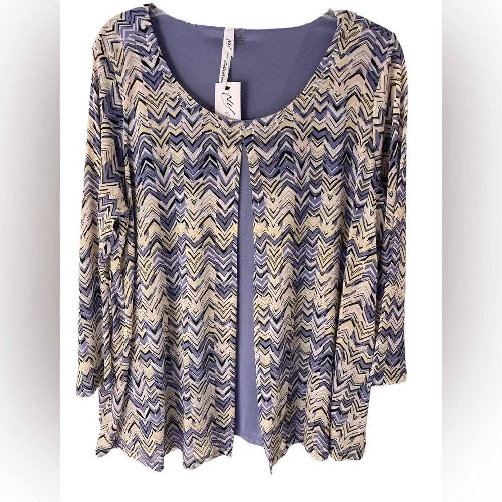 🚨New NOTATIONS Top Women's Chevron Print Scoop Neck Studded 3/4 Sleeves - Picture 3 of 5